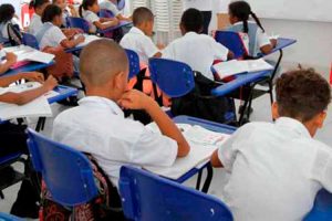 Estudiantes-volverán-a-clases-presenciales-en-2021