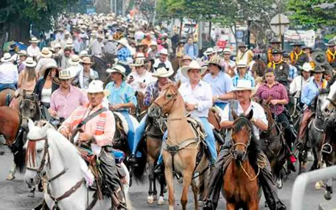 Buscan reglamentar las cabalgatas en Colombia