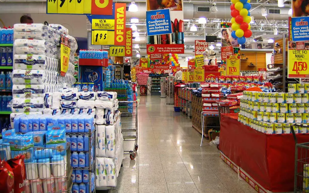 Pico y cédula en almacenes grandes y supermercados en el Quindío