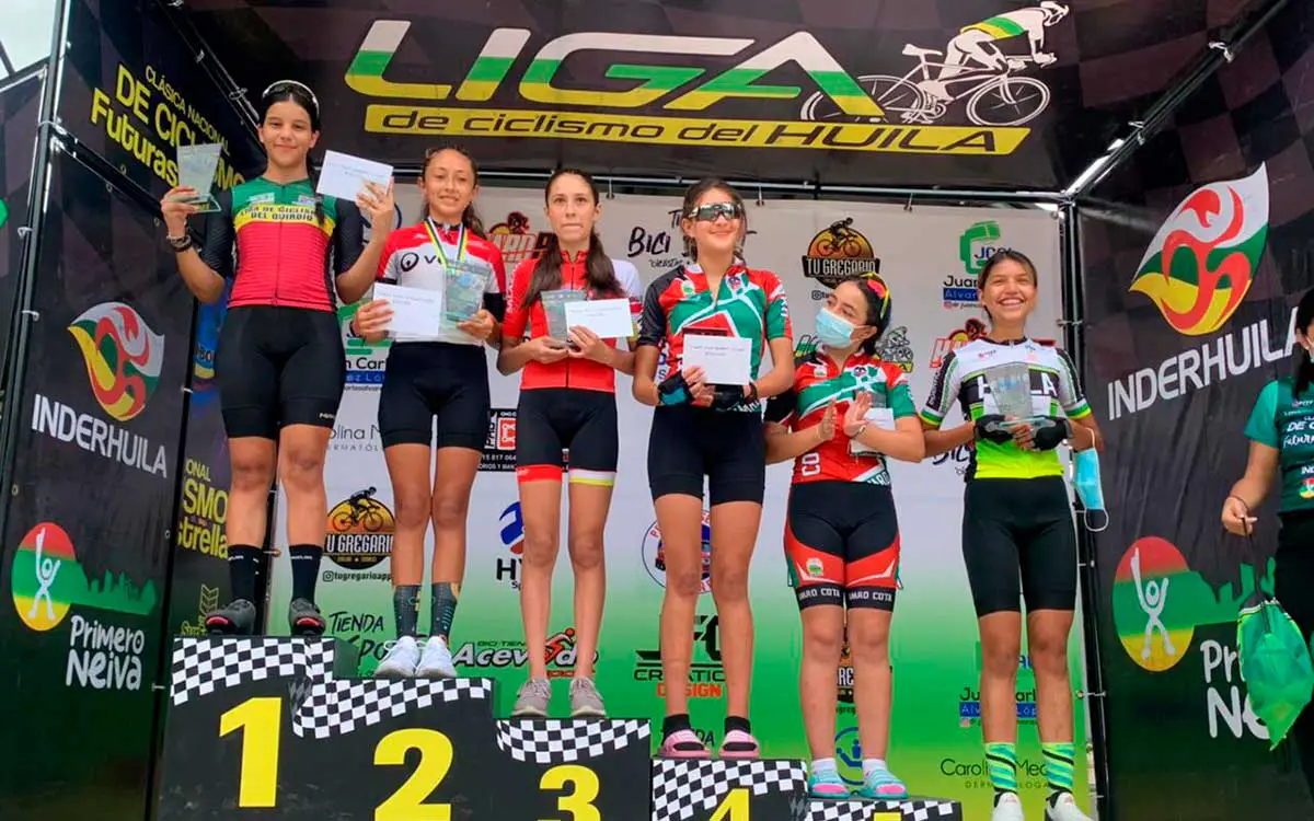 La quindiana Mariana Burgos se coronó campeona de la Clásica Nacional de las Futuras Estrellas del ciclismo que se desarrolló en la ciudad de Neiva el fin de semana.