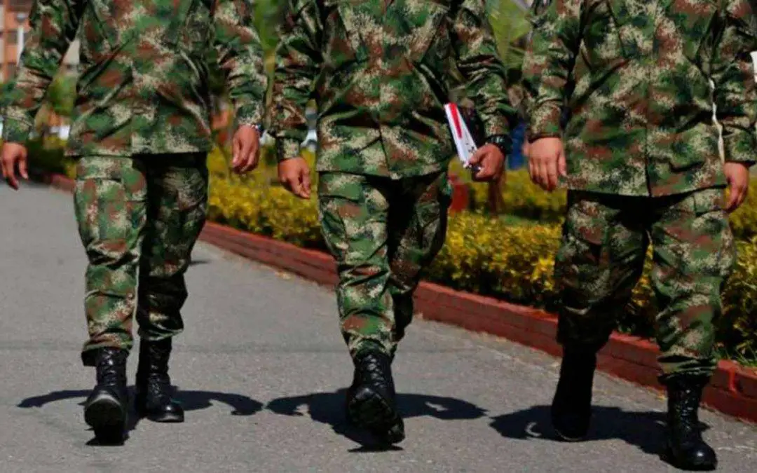 Expulsaron a 3 militares del batallón de Génova por ocupación irregular de escuela donde fue violada niña embera