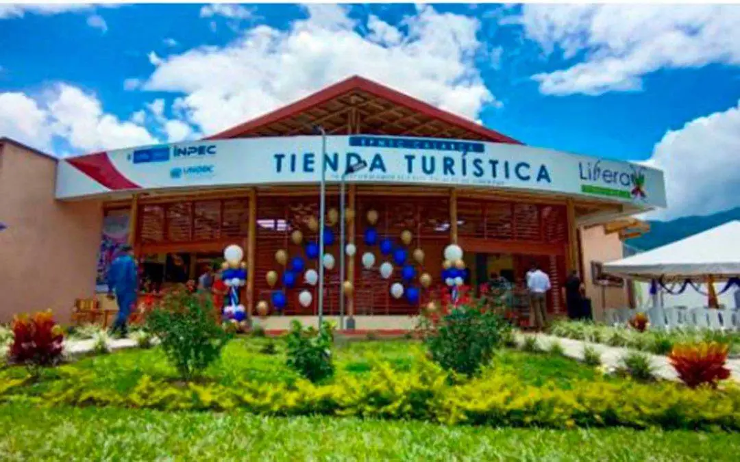 En Calarcá abrieron la primer tienda turística en una cárcel de Colombia