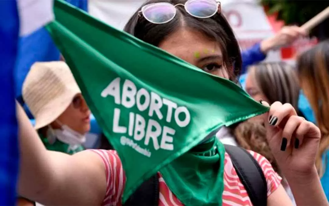 primer aborto tras despenalización en Colombia