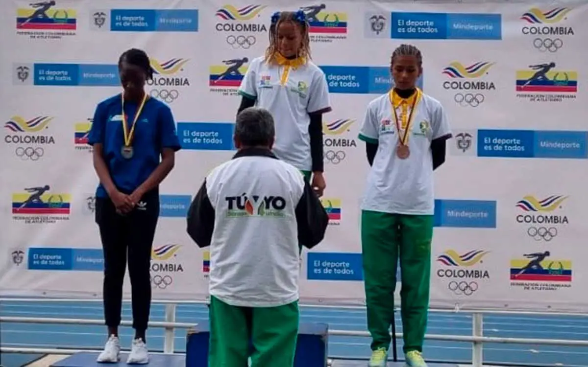 Quindianas ganaron 3 medallas en Nacional de Atletismo