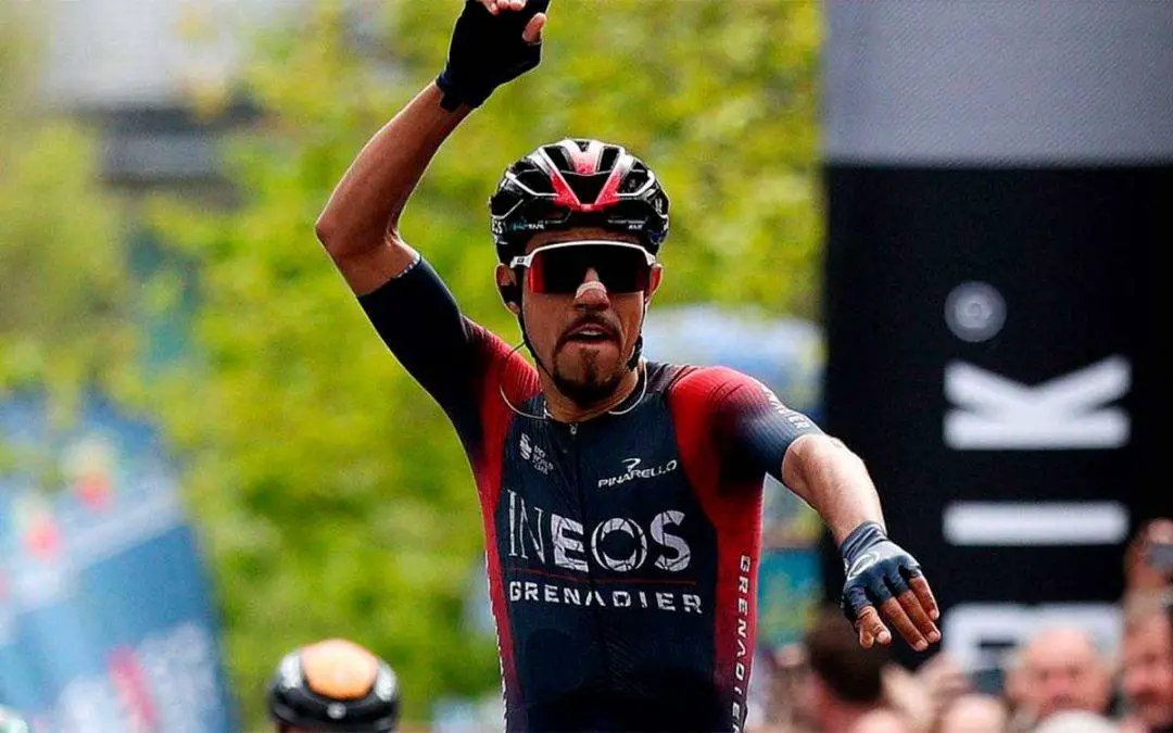 El colombiano Daniel Felipe Martínez nuevo campeón de la Vuelta al País Vasco 2022. El de Soacha logró un triunfo de etapa y fue el primero en la general.