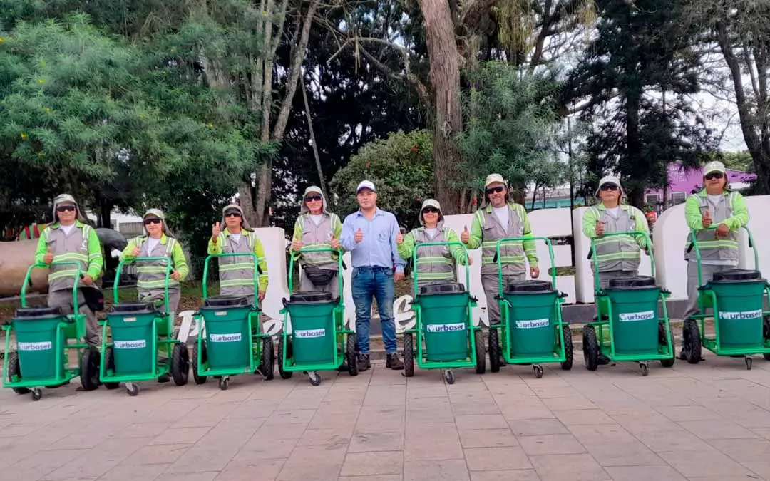 En La Tebaida Urbaser renovó carros papeleros que eliminan consumo de bolsas plásticas