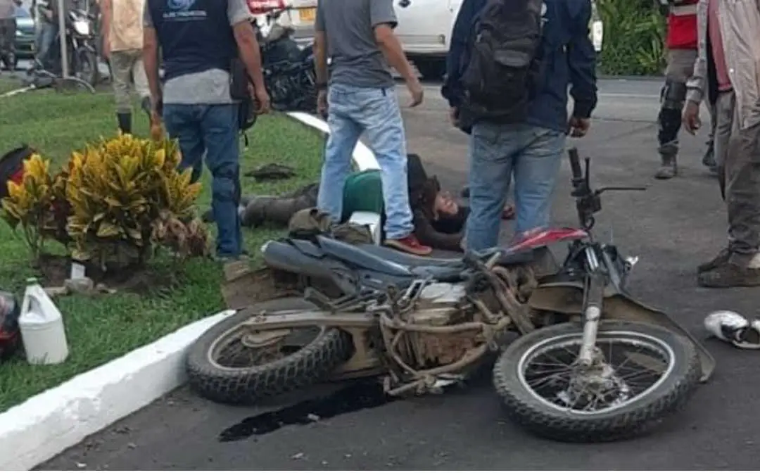 Motociclista muerto en accidente vía Armenia - La Tebaida