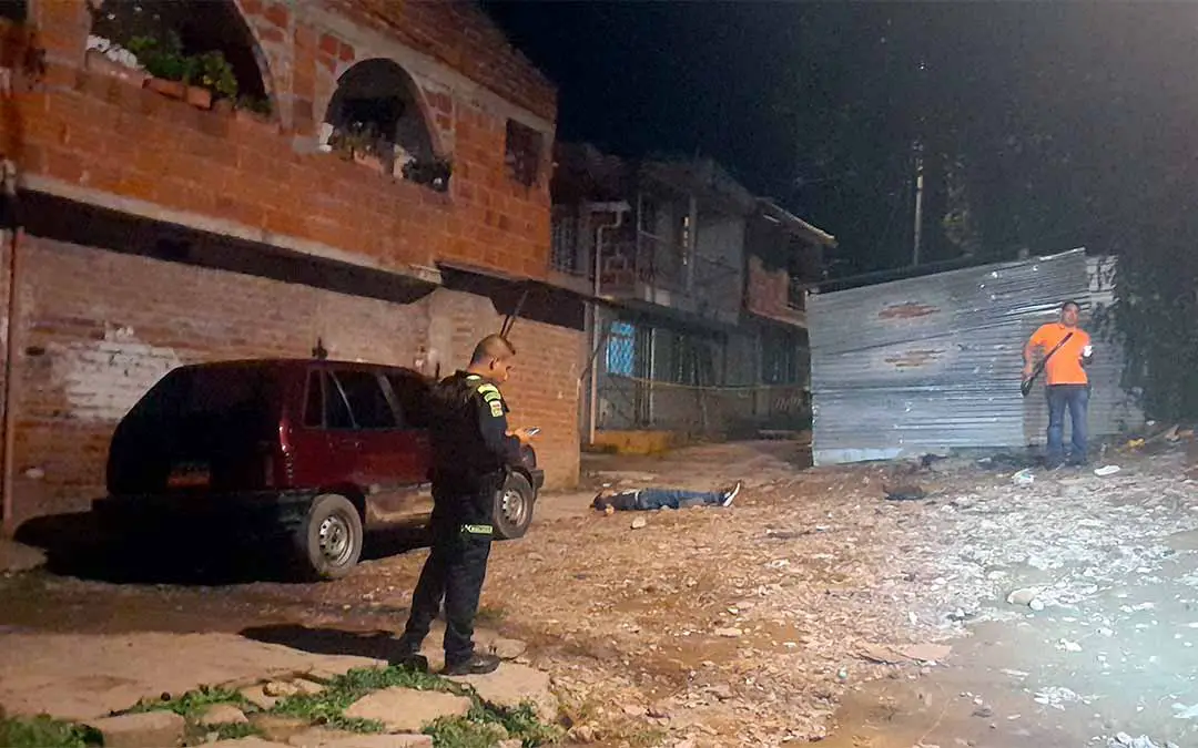 Un venezolano asesinado y dos mujeres heridas en Tigreros Armenia