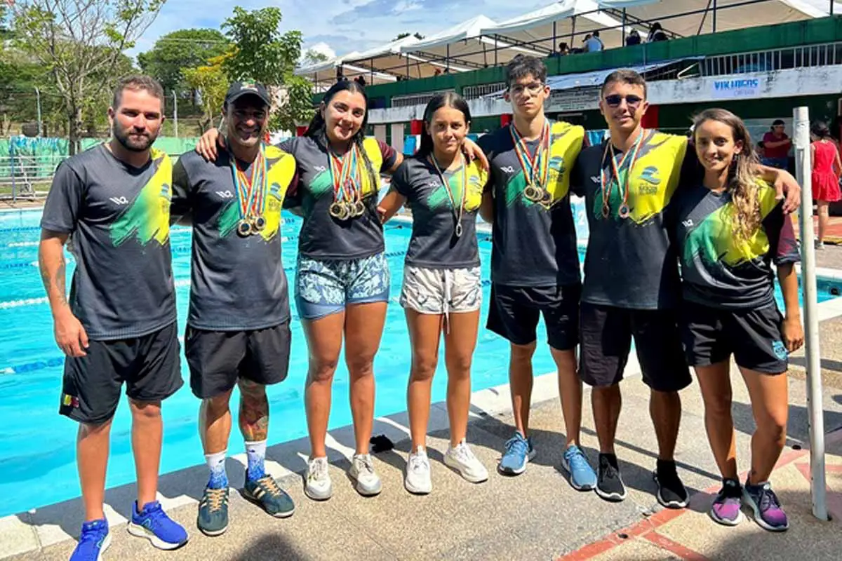 Nadadores del Quindío Copa Girardot