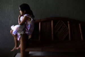 niños sufren violencia sexual diariamente en Colombia