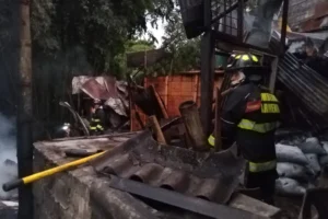 incendio en barrio Santa Helena en Armenia