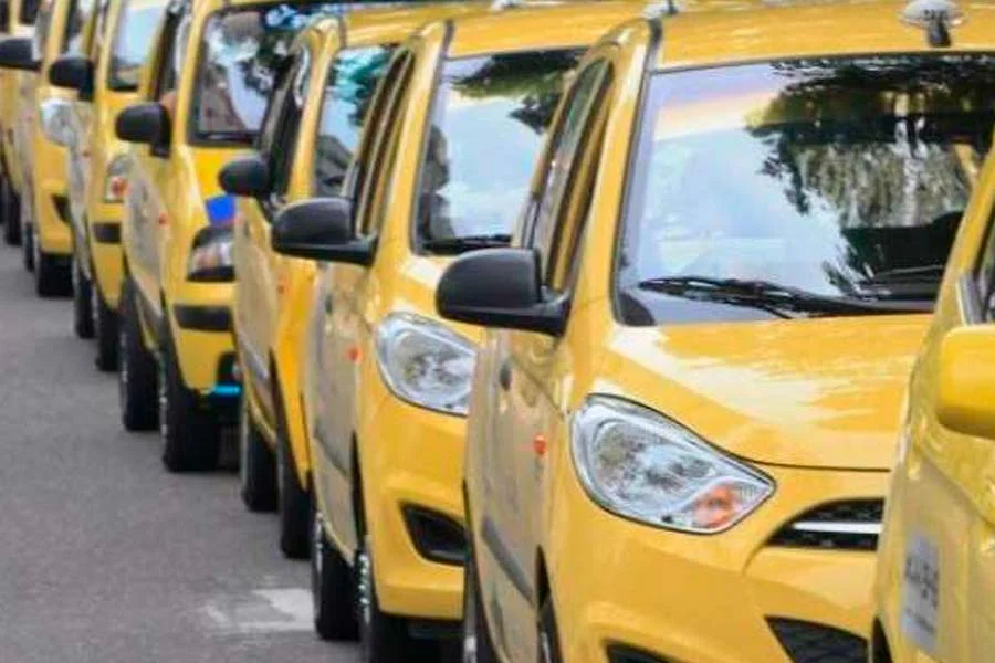 ampliaron pico y placa para taxis en Armenia